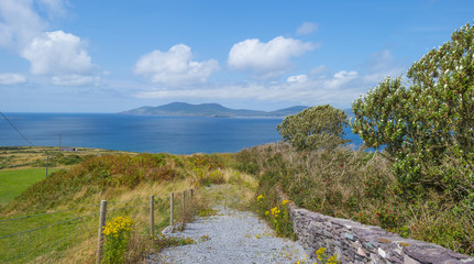 Fototapeta na wymiar Rocky hilly coast of Kerry along the atlantic ocean in summer 