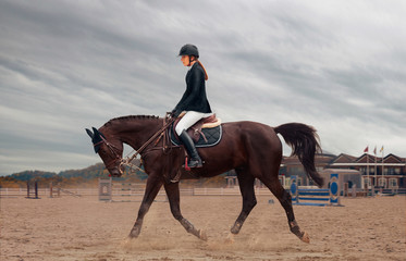 Equestrian sport