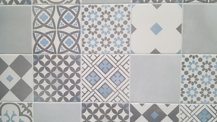 architecturally compelling mosaics through fast design iterations