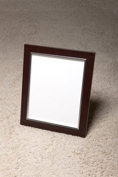 empty white photo frames 