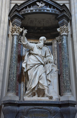 Fototapeta na wymiar Italy, Rome, basilica of San Giovanni in Laterano, marble sculpture of the Apostles.