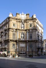 Fototapeta na wymiar Quattro Canti di citta in Palermo, Sicily, Italy