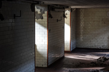 Fototapeta na wymiar Interior of old factory buildings abandoned