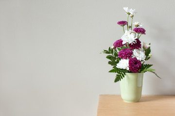 Vasee with flowers 