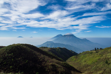 beautiful prau mountain look sindoro sumbing