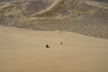 Fototapeta na wymiar The singing dune in the national park Altyn Emel, Kazakhstan 