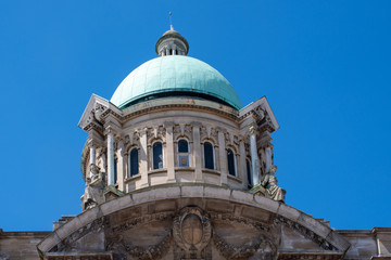 Fototapeta na wymiar Dome of Hull City Hall yorkshire