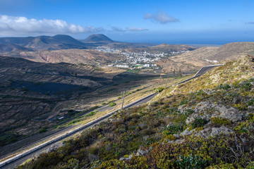 Fototapeta na wymiar Coastal view from Haria Viewpoint in Lanzarote, Spain