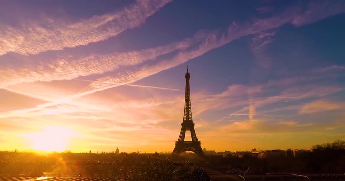 The sunrise time lapse over the Eiffel Tower of Paris. Colourful pullout scene.
