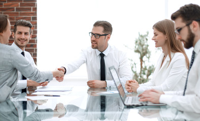 businessman explaining business to the team the new strategy of the company