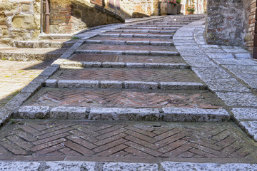 Altstadtgasse in Castel Rigone in Umbrien
