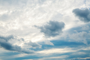 Fototapeta na wymiar blue sky and beautiful white clouds.