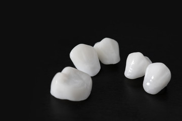 Zircon dentures - Ceramic veneers - lumineers 