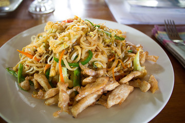 Stir fried egg noodles