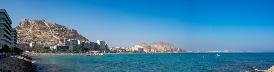 Fototapeta premium Panoramic view of Alicante, Spain