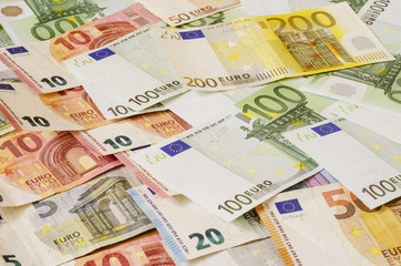 euro maney of different denominations 2