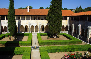 Fototapeta na wymiar cloitre du Monastère de Batalha