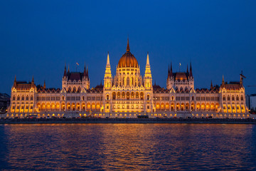 Fototapeta premium The Hungarian Parliament Building on the bank of the Danube in Budapest