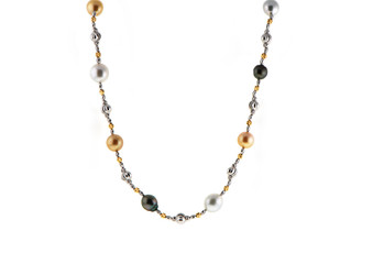 Fototapeta premium Pearl necklace on white background