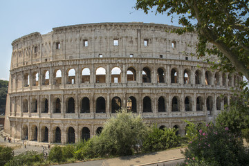 Obraz premium Detail of the Colosseum, known as Amphitheatrum Flavium, symbol of the city of Rome, of Italy and one of the seven wonders of the world. In ancient times it was used for gladiatorial shows.