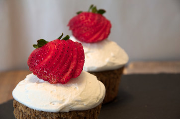 Cupcakes ready for a wedding cake taste test