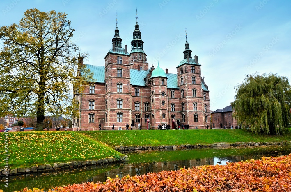 Wall mural view of the renaissance castle, rosenborg during autumn, copenhagen, denmark