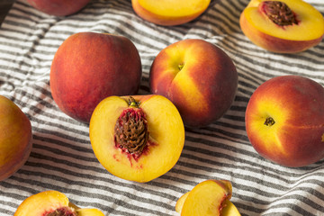 Naklejka na ściany i meble Raw Organic Yellow Peaches