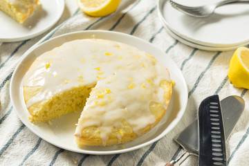 Sweet Homemade Yellow Lemon Lemoncello Cake