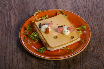 Kids sandwich with cheese