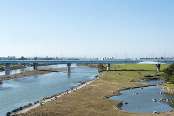 Fototapeta na wymiar 田園都市線から見える多摩川の風景
