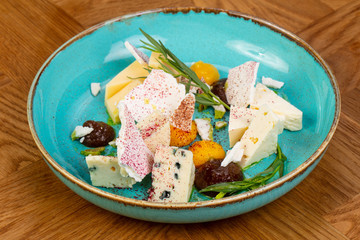 Cheeses plate mix