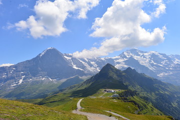 Eiger, Mönch und Jungfrau im Berner Oberland 