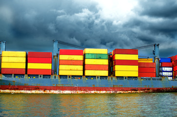 Cargo ship Transport container and sailing in the sea