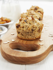 Diet oat muffins with raisins