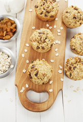 Diet oat muffins with raisins