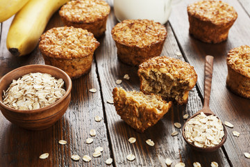 Oat muffins with banana - 217435199