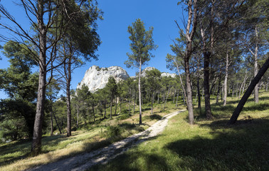 Beautiful trails on the Barrage de Peiroou near St Remy. Buches du Rhone, Provence, France.