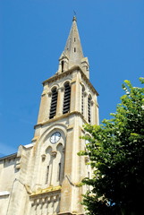 Fototapeta na wymiar Ville d'Eymet, clocher de l'église Notre-Dame de l'Assomption, département de la Dordogne, Périgord, France