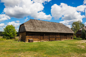 Fototapeta na wymiar Old wooden house in Janowiec near Kazimierz Dolny, Lubelskie, Poland