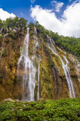 Fototapeta premium Beautiful waterfall in Plitvice Lakes National Park. Croatia