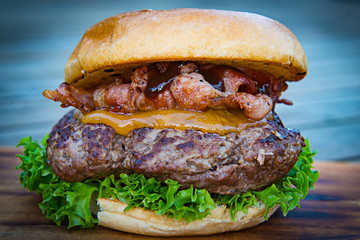 Burger mit frischem Beef