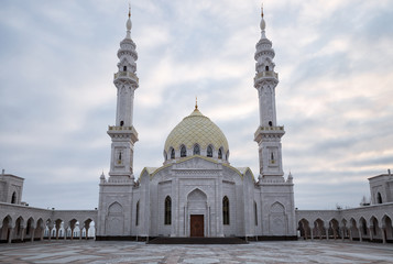 Fototapeta na wymiar White Mosque, Bolgar, Russia