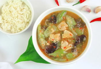 Spicy soup with chicken and luffa or zucchini, Thai style