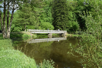 Pont sur la rivière Mère à Vouvant, Vendée, Pays de la Loire.