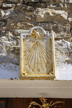 Vertikalsonnenuhr Bilder Durchsuchen 44 Archivfotos,