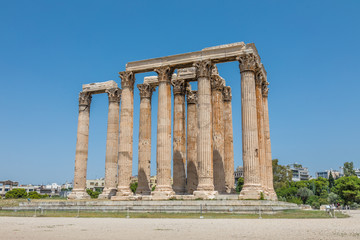 Fototapeta premium Temple de Zeus Olympien à Athènes