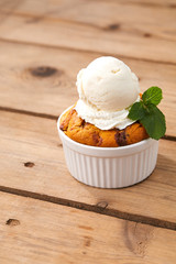 pumpkin cake with ice cream