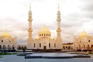 Fototapeta na wymiar Photo of beautiful unusual White Mosque
