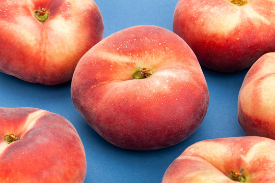 saturn peach