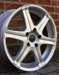Second hand alloy wheels in store, Aluminium Alloy rims.